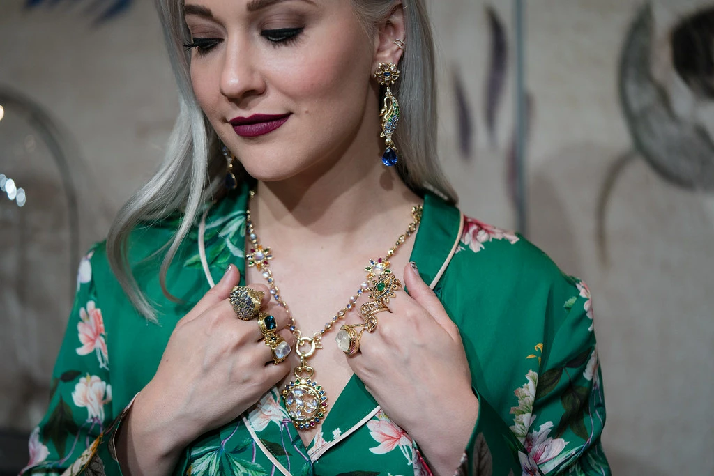 Temple St. Clair Elegant Store 17 Temple St. Clair Elegant Store -Temple St. Clair Elegant Store 4